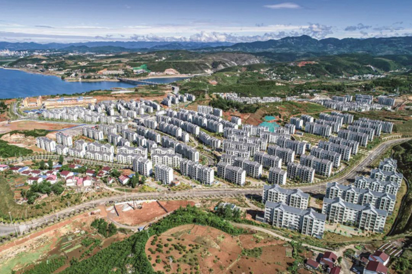湖北十堰市郧阳区委书记胡先平：增收在家门口 生活在新天地
