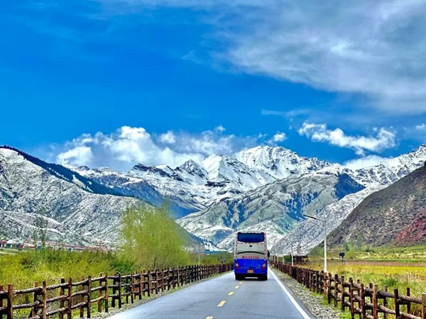 托峰天路 ：一条乡村振兴路，旅游路，致富路