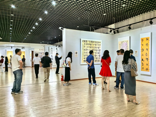 20250804175429261441.jpg 微信图片_20250803165813.jpg