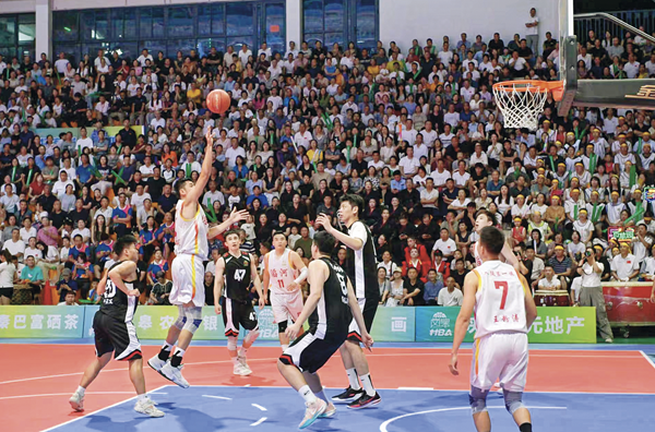 陕西岚皋县： 开放创新“村BA” 融合发展促振兴