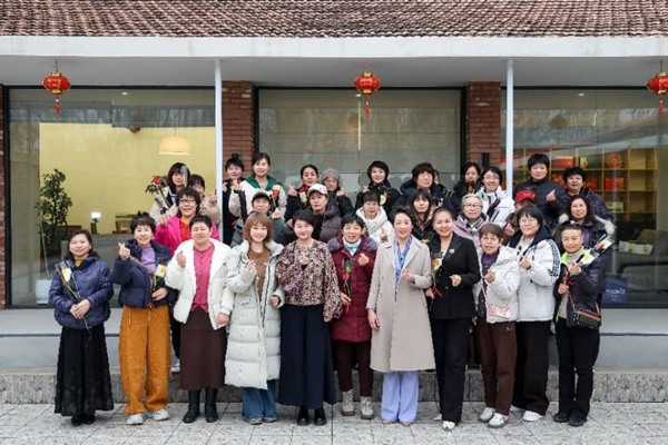 情暖三月 守护芳华-北京东刘庄村开展“三八”国际妇女节健康关爱活动