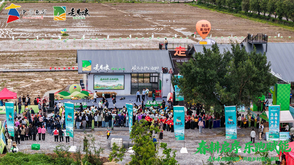 “村跑”跑出乡村振兴“文旅+速度” ——福建省惠安走马埭田间马拉松开跑
