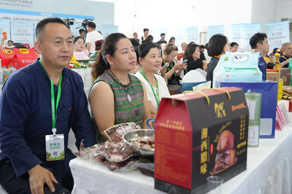 腊香穿越百年烽烟 古法点亮振兴之路